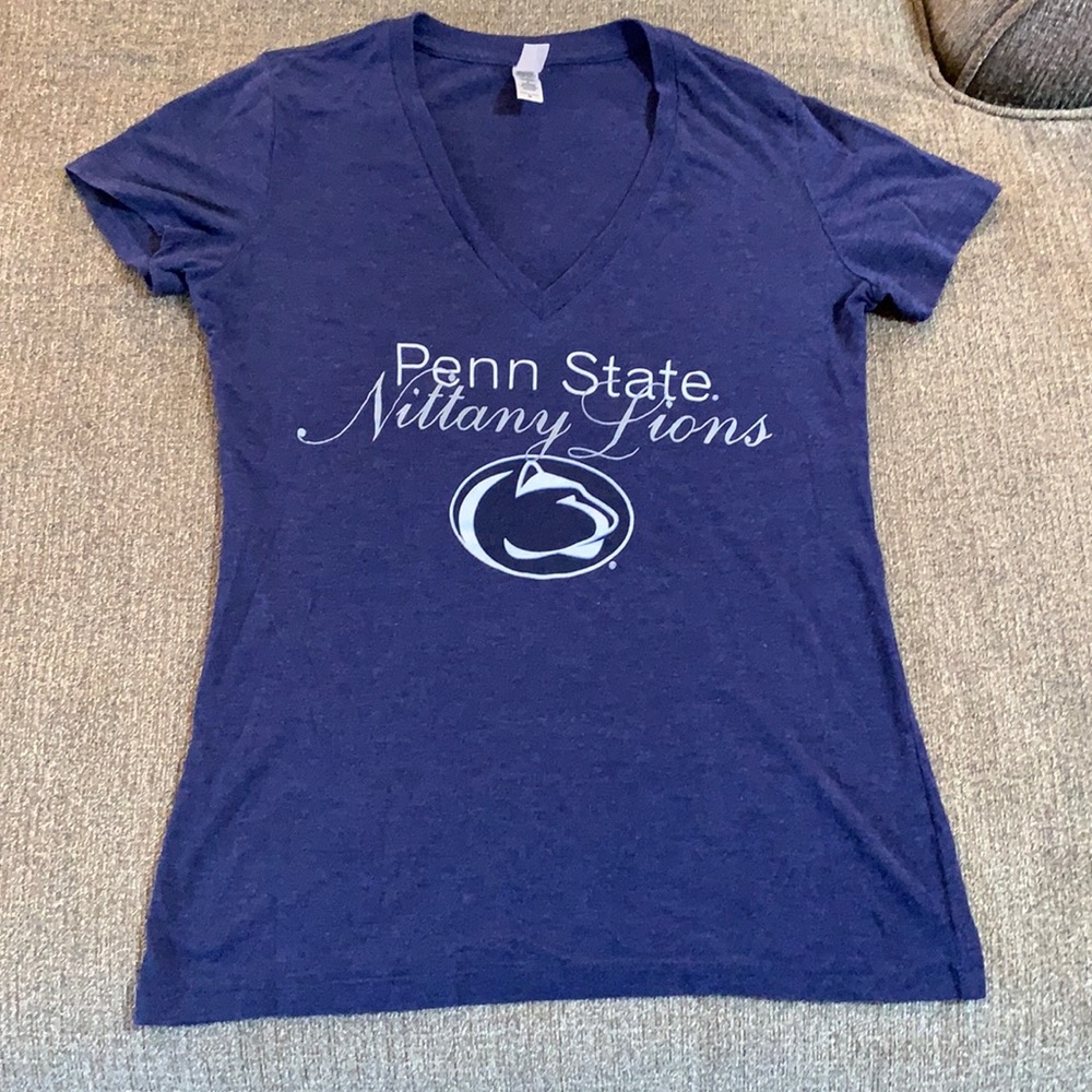 💙🤍 Penn State V Neck T shirt